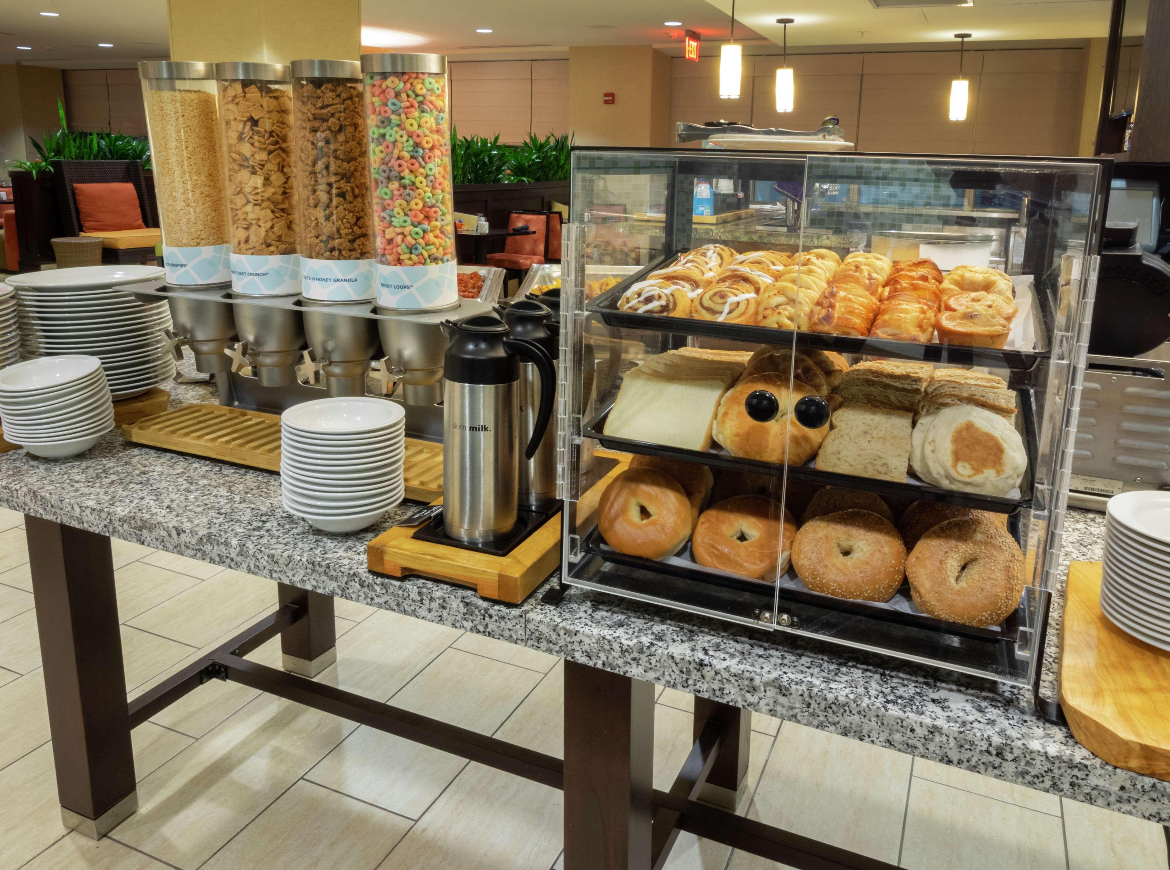 The Hilton Garden Inn Buffalo-Downtown Eksteriør billede